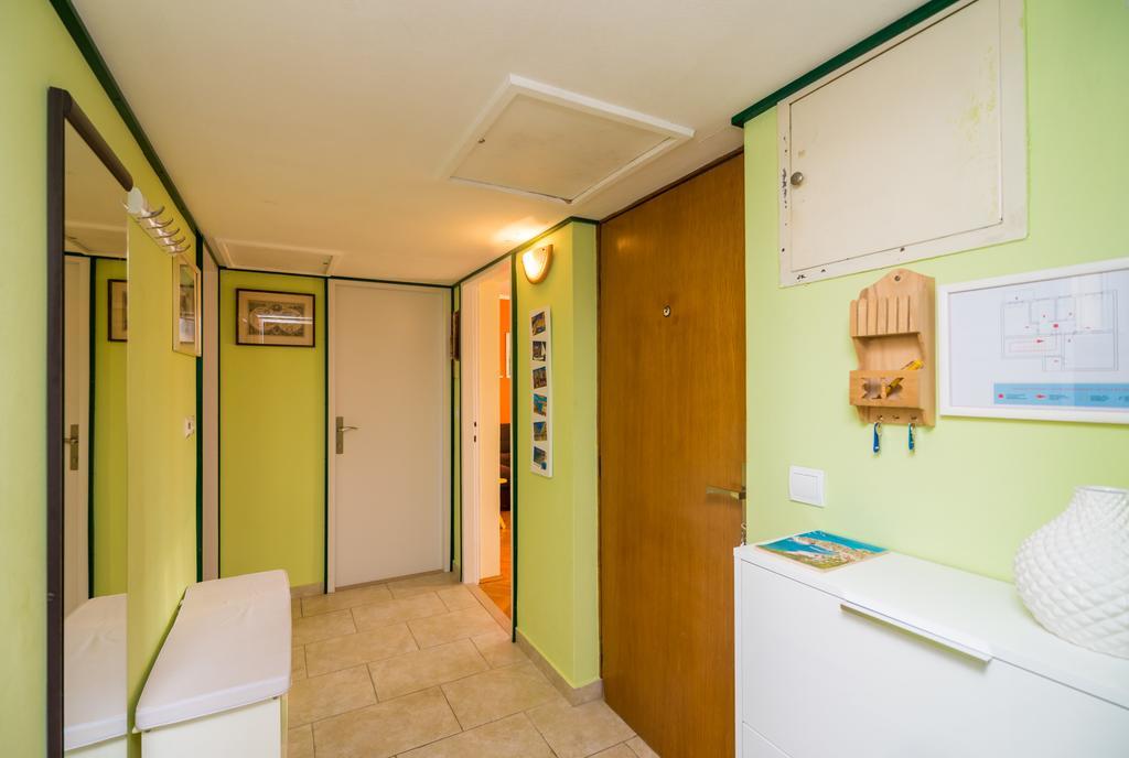 Ruby Apartament *